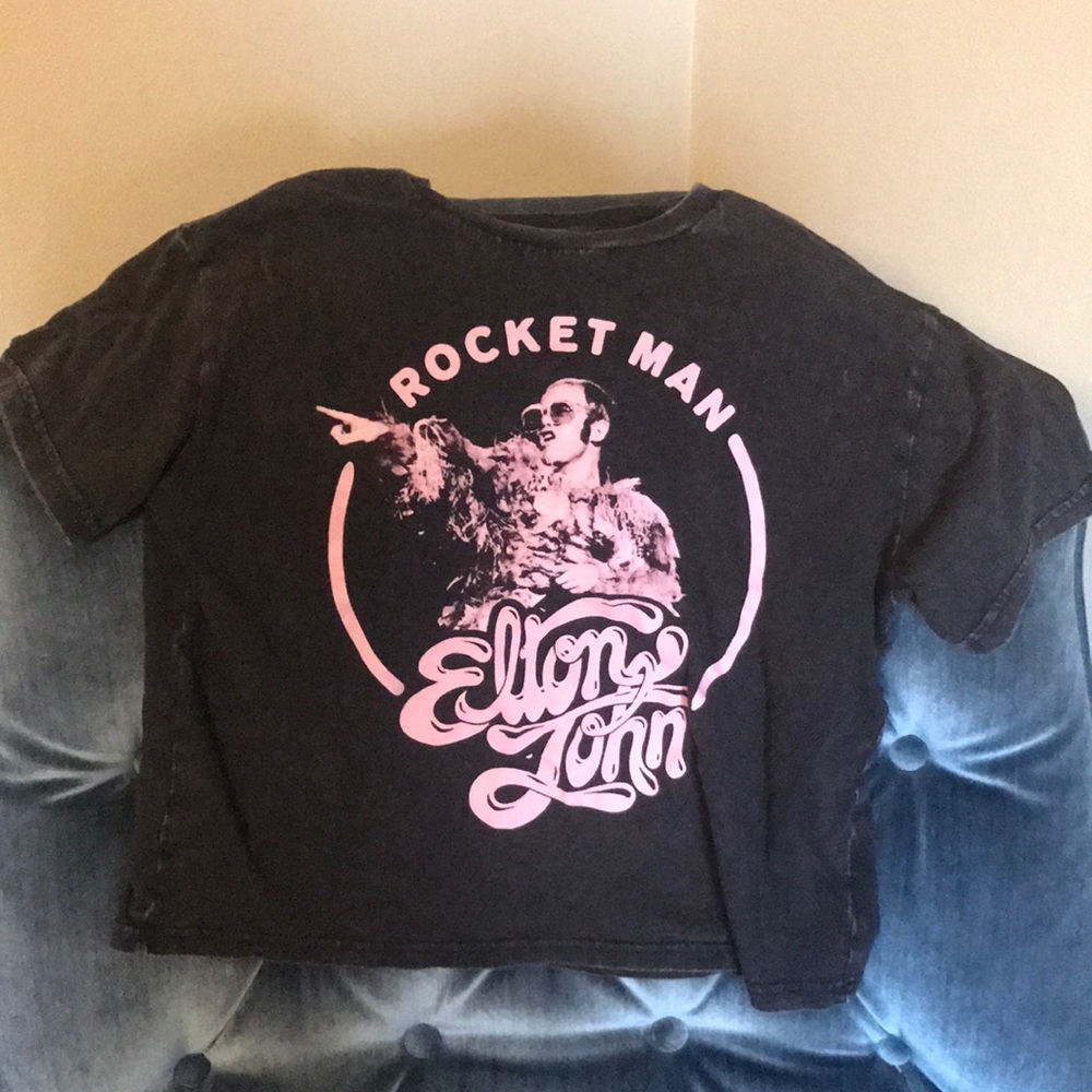 Elton John Rocket Man cropped tee